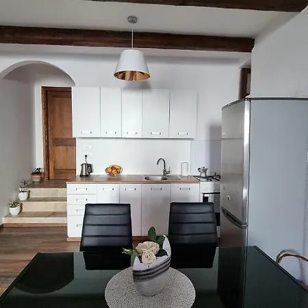 Apartman Ivo Apartment